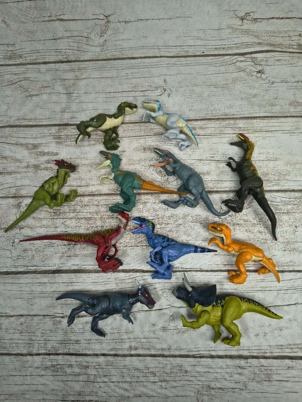 Mattel Jurrasic World Lot of 12 Dinosaur Toy Figures Assorted Colours Species